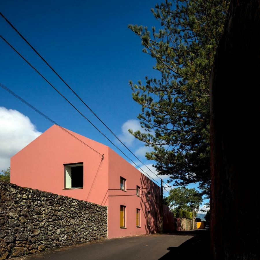 Pink House Azores ปอนตาเดลกาดา ภายนอก รูปภาพ