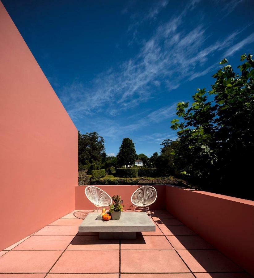 Pink House Azores ปอนตาเดลกาดา ภายนอก รูปภาพ